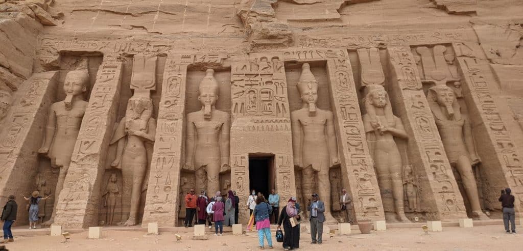 A view of the front of Little Abu Simbel