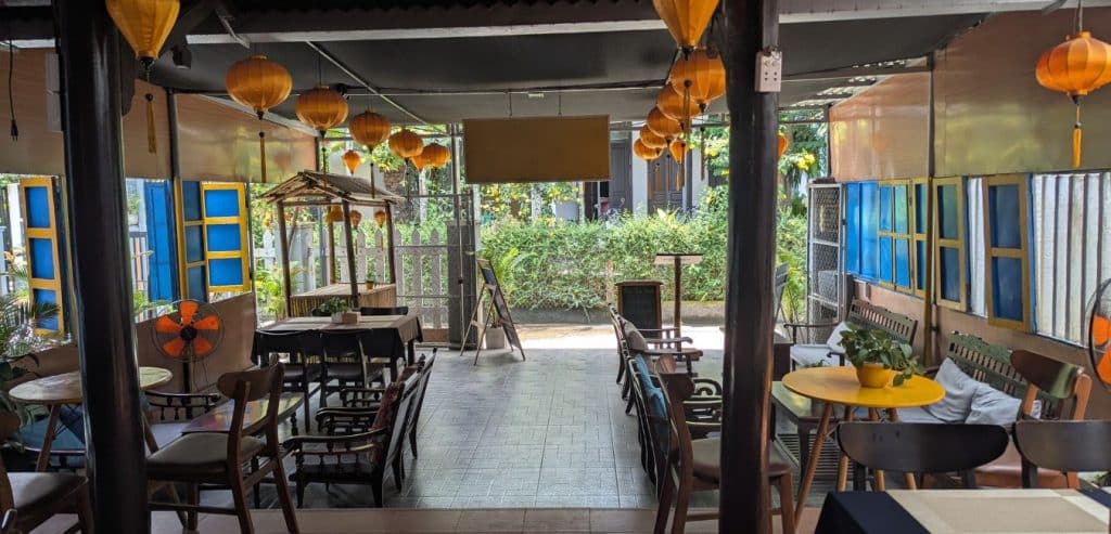 An empty, but excellent, restaurant in Hoi An