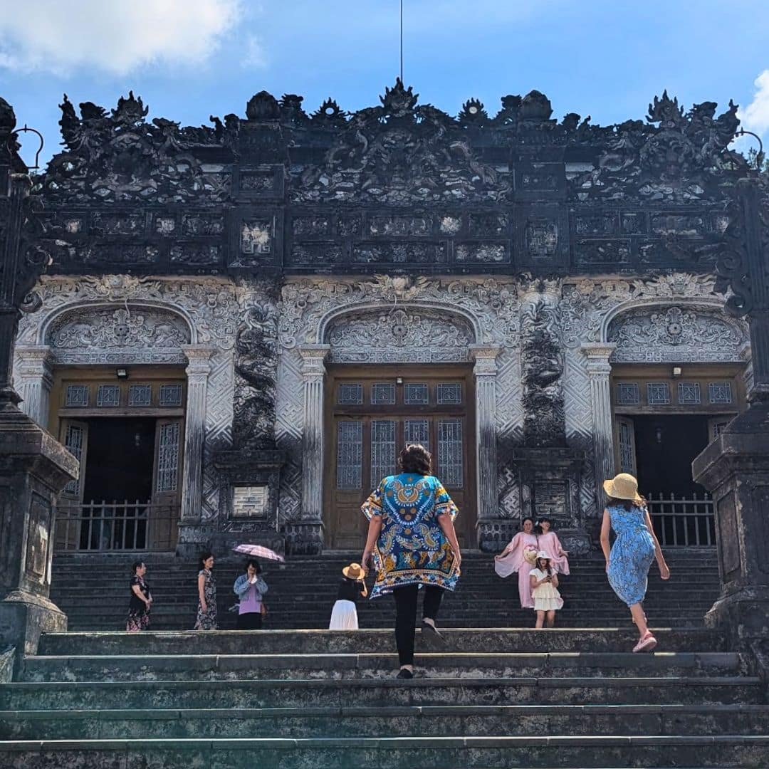 Tombs of the Emperors + Dragon Boat Tour - Hue