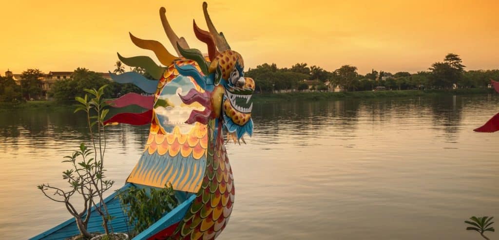 Dragon Boat Hue