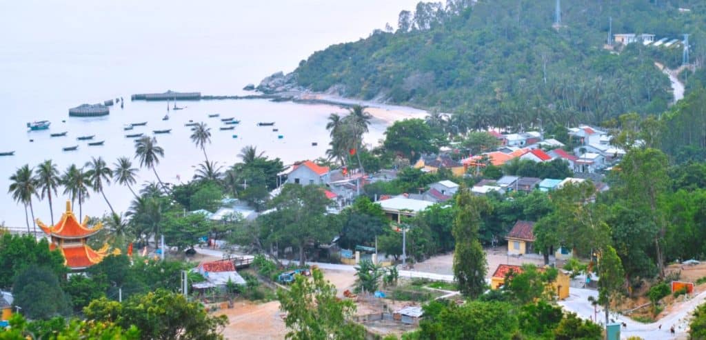 A village in the Cham Islands